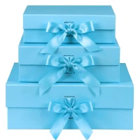 GRACE, Selbstfaltende Geschenkbox mit Magnet, Hellblau