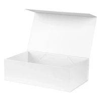 HELEN, self-folding gift box with magnet, white