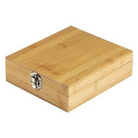 MERLOT, wine set in a wooden box, 4/1, beige